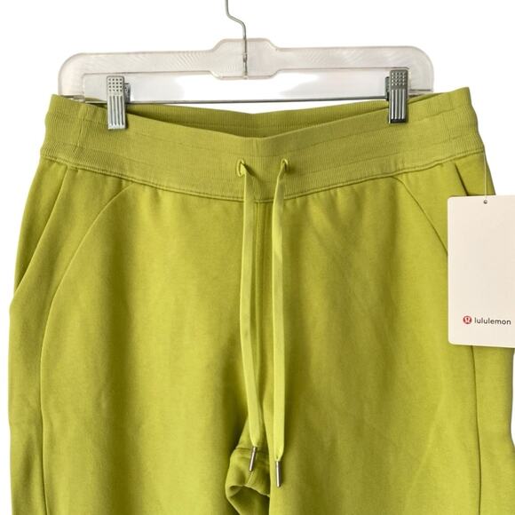 Lululemon NWTs Scuba HR Jogger Sweatpants size 10 Wasabi Green Lime - Picture 3 of 10